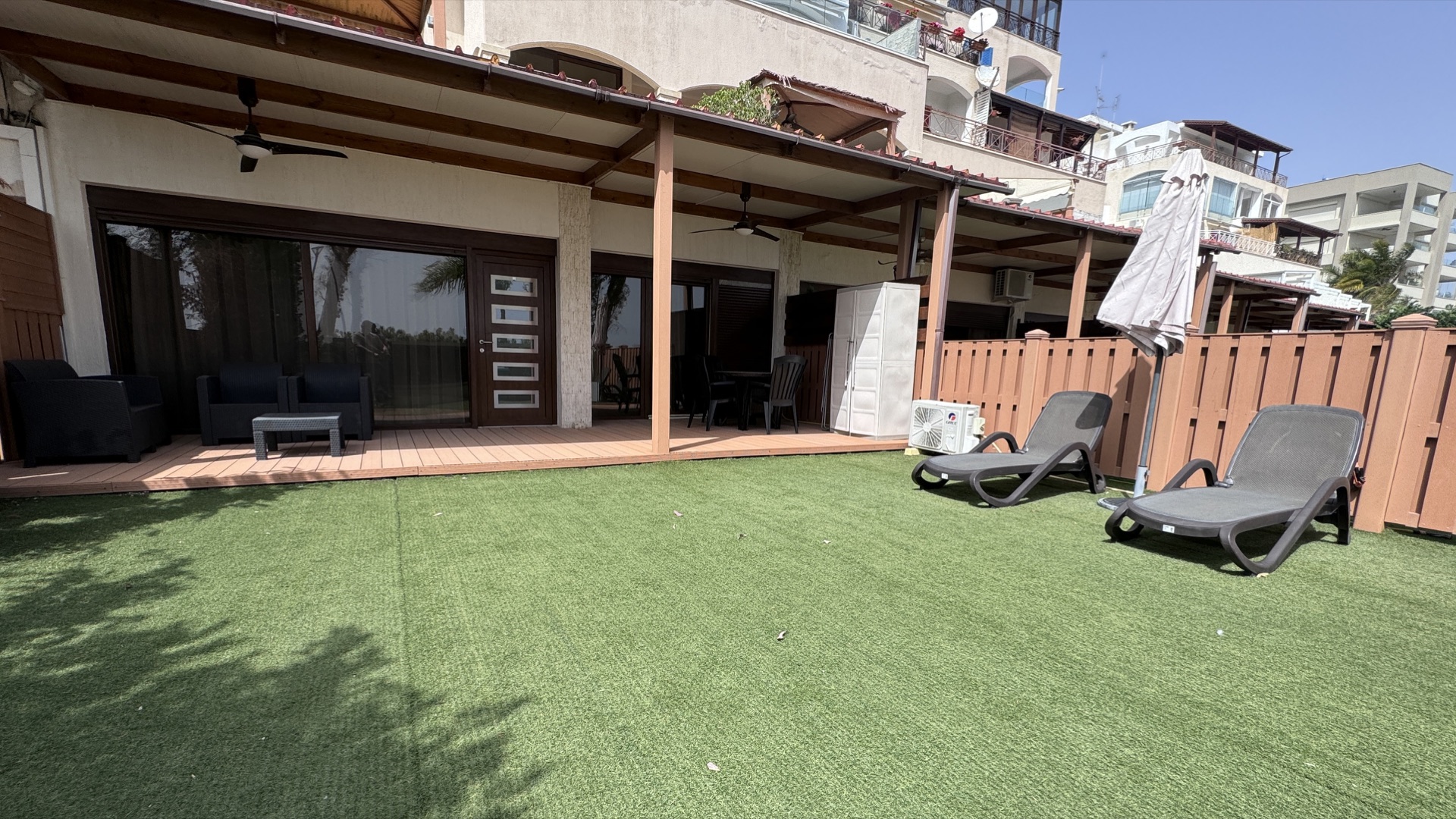 1-BR Apartment — property photograph 1